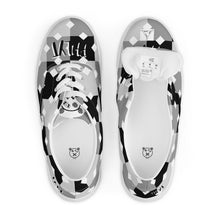 Load image into Gallery viewer, Men’s TP Bear lace-up canvas shoes