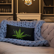 Load image into Gallery viewer, The Leaf Basic Pillow