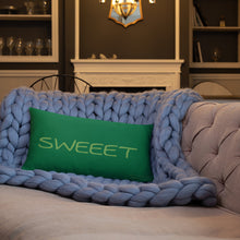 Load image into Gallery viewer, The Leaf Basic Pillow