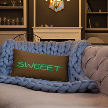 Load image into Gallery viewer, The Leaf Basic Pillow