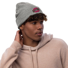 Cargar imagen en el visor de la galería, Gorro Kiss con puños reciclados